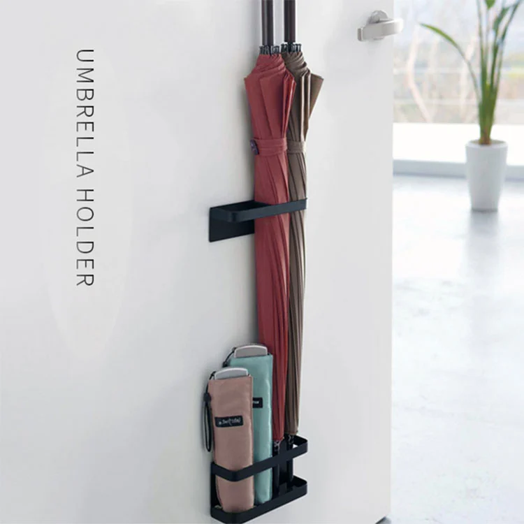 Porte-parapluies imperméables debout d'angle latéral de porte